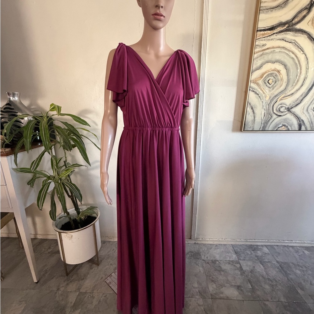 Chic Magenta Maxi Dress